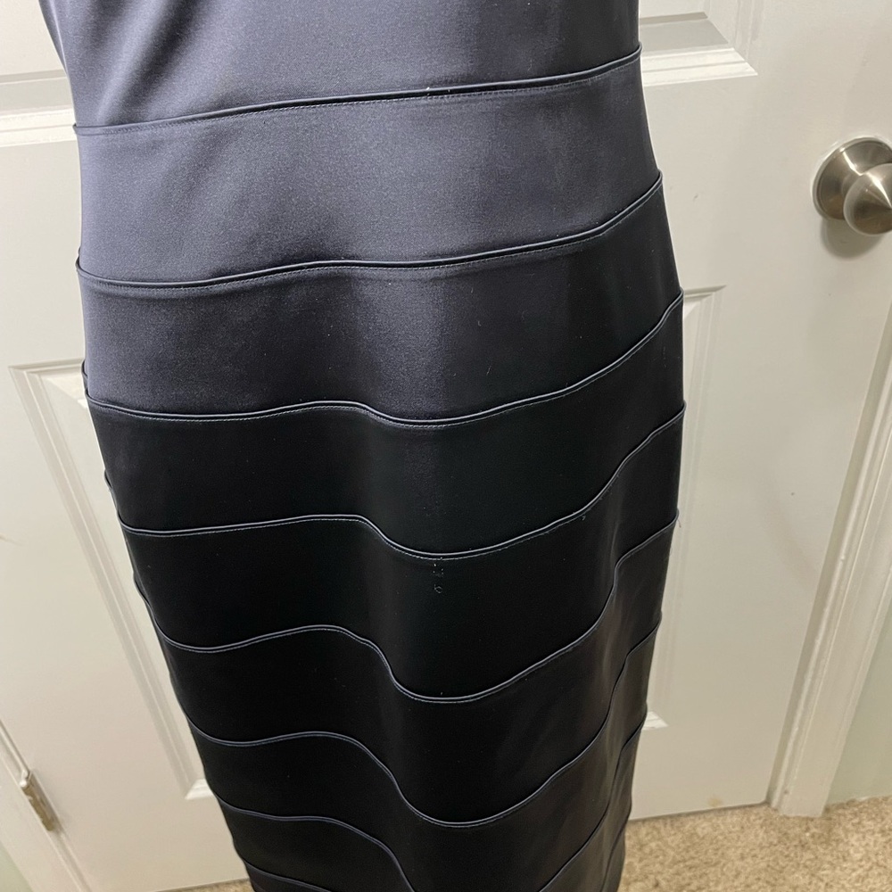 Tadashi Collection Navy Blue Midi Sequins Holiday Cocktail Dress SIZE 8 - Picture 5 of 10